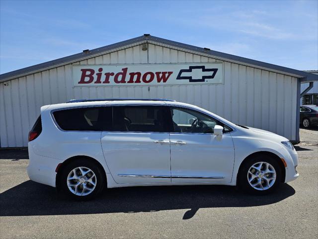 used 2017 Chrysler Pacifica car, priced at $11,899