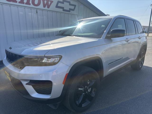 used 2023 Jeep Grand Cherokee car, priced at $37,860