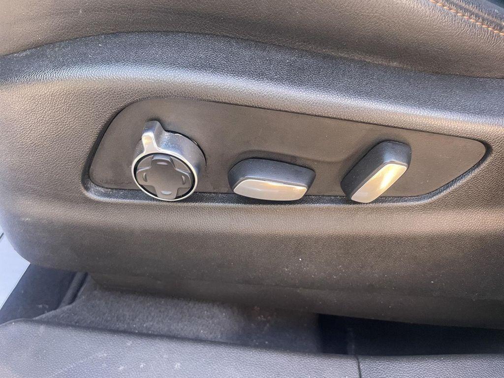 used 2021 Cadillac XT4 car, priced at $25,859