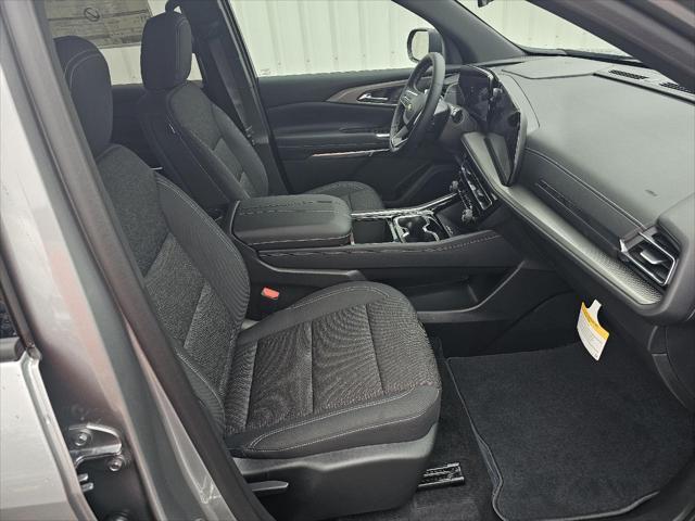 new 2025 Chevrolet Traverse car, priced at $44,195