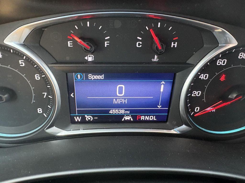 used 2022 Chevrolet Equinox car, priced at $19,399