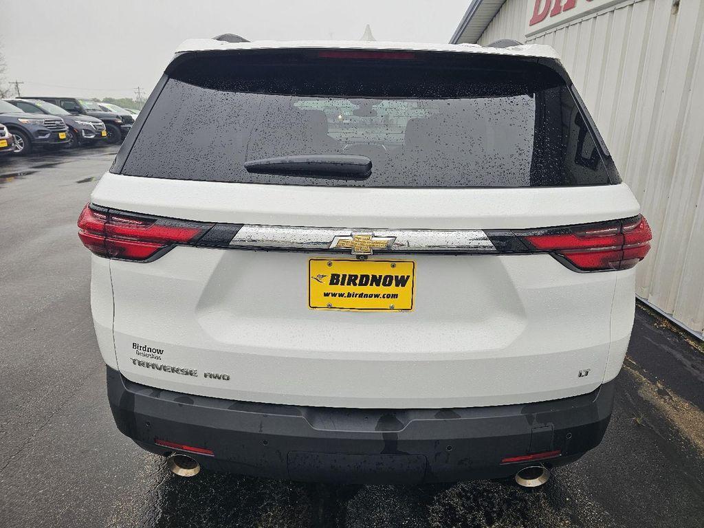 used 2022 Chevrolet Traverse car, priced at $32,399