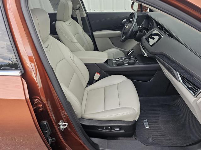used 2020 Cadillac XT4 car, priced at $26,680