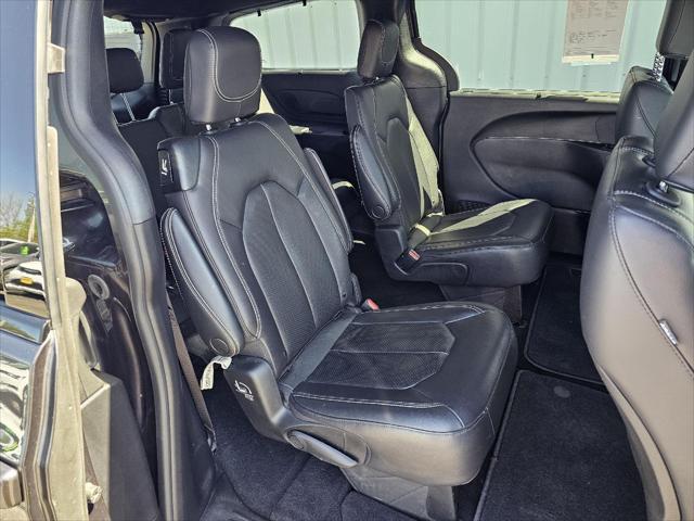 used 2021 Chrysler Pacifica car, priced at $27,899