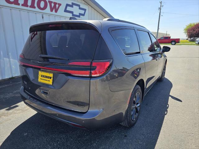 used 2021 Chrysler Pacifica car, priced at $27,899