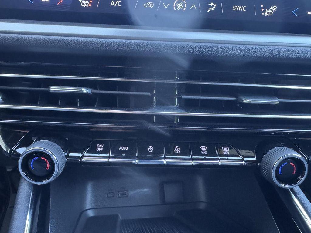 new 2026 Chevrolet Traverse car, priced at $46,714