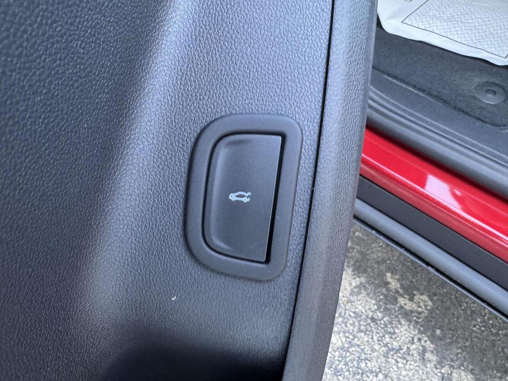 new 2026 Chevrolet Traverse car, priced at $46,714