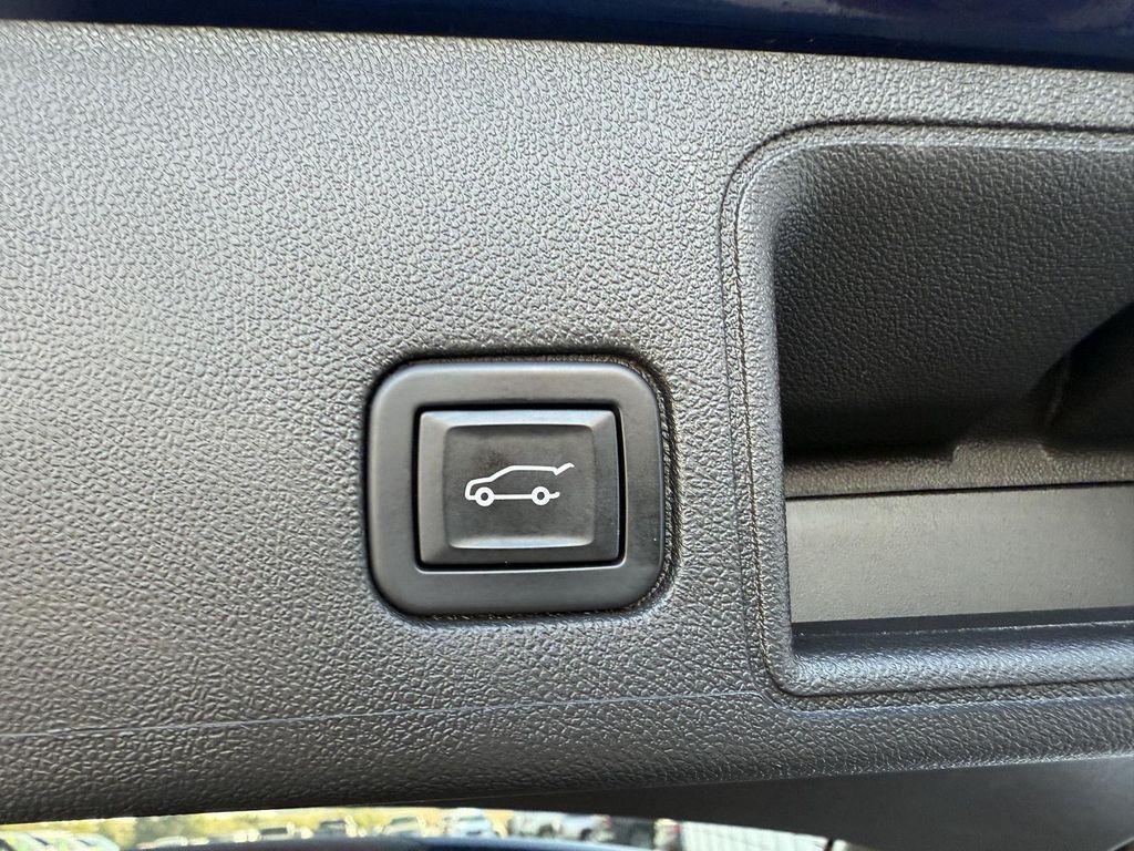 used 2022 GMC Terrain car, priced at $24,935