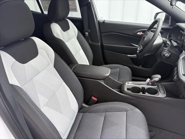 new 2025 Chevrolet Trax car, priced at $24,690
