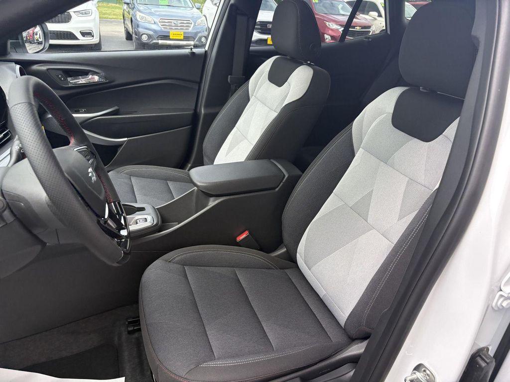 new 2025 Chevrolet Trax car, priced at $24,690