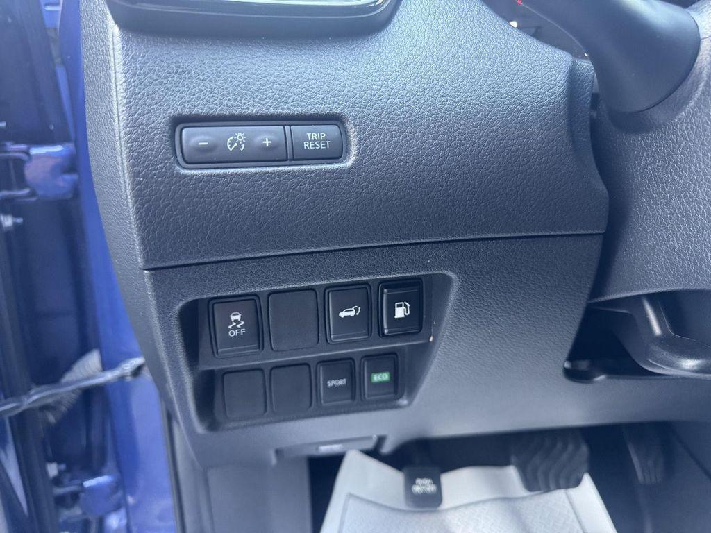 used 2018 Nissan Rogue car, priced at $15,856