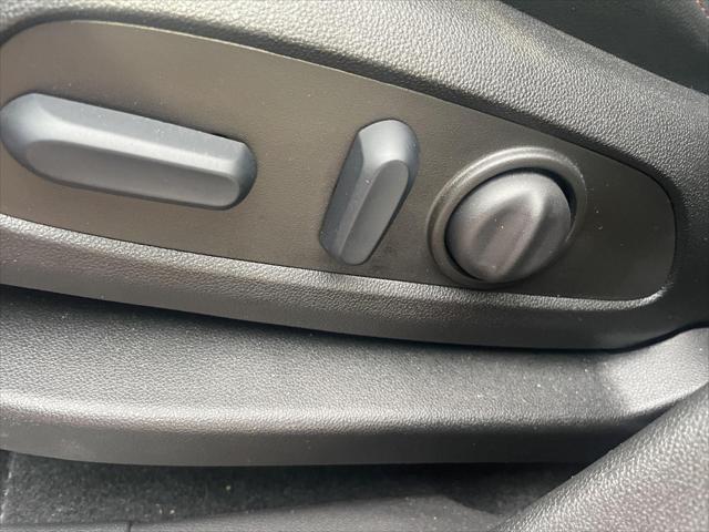 used 2023 Chevrolet Equinox car, priced at $27,490
