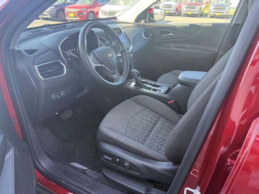 used 2023 Chevrolet Equinox car, priced at $24,495