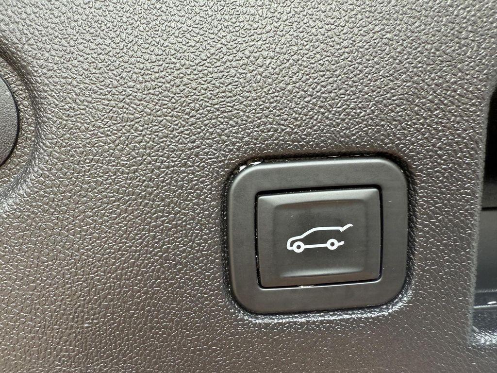used 2019 Chevrolet Equinox car, priced at $15,865
