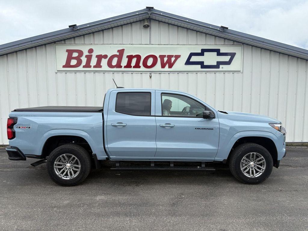 new 2025 Chevrolet Colorado car, priced at $46,515