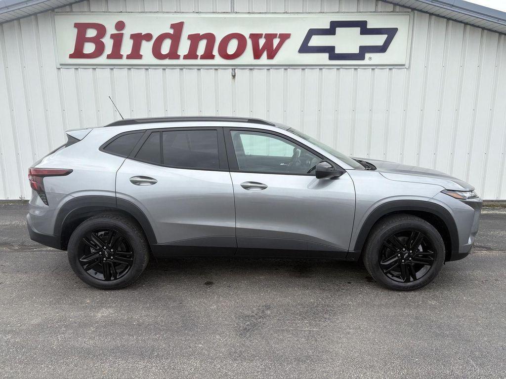 new 2025 Chevrolet Trax car, priced at $26,690