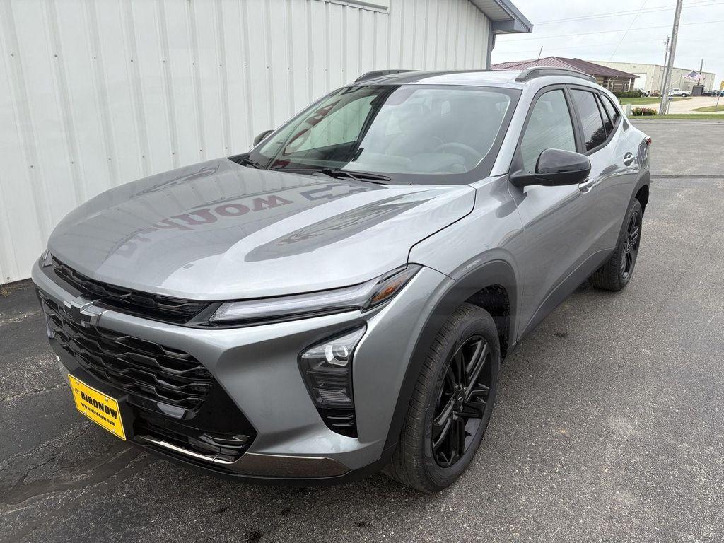 new 2025 Chevrolet Trax car, priced at $26,690