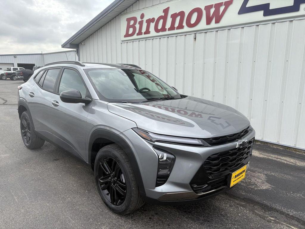 new 2025 Chevrolet Trax car, priced at $26,690