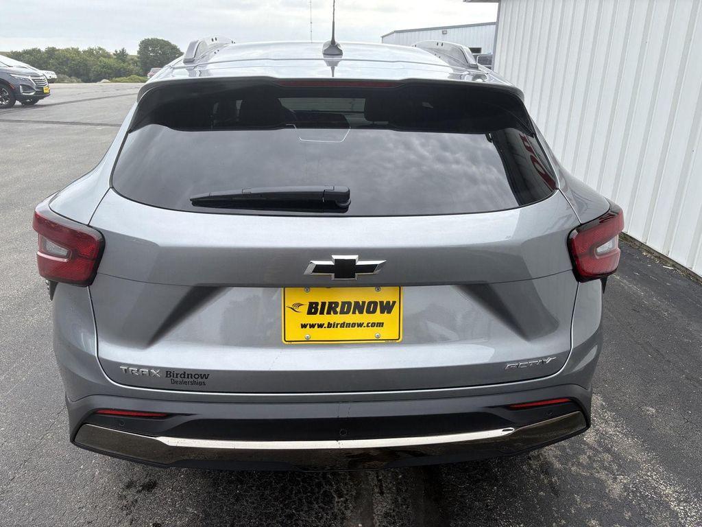 new 2025 Chevrolet Trax car, priced at $26,690