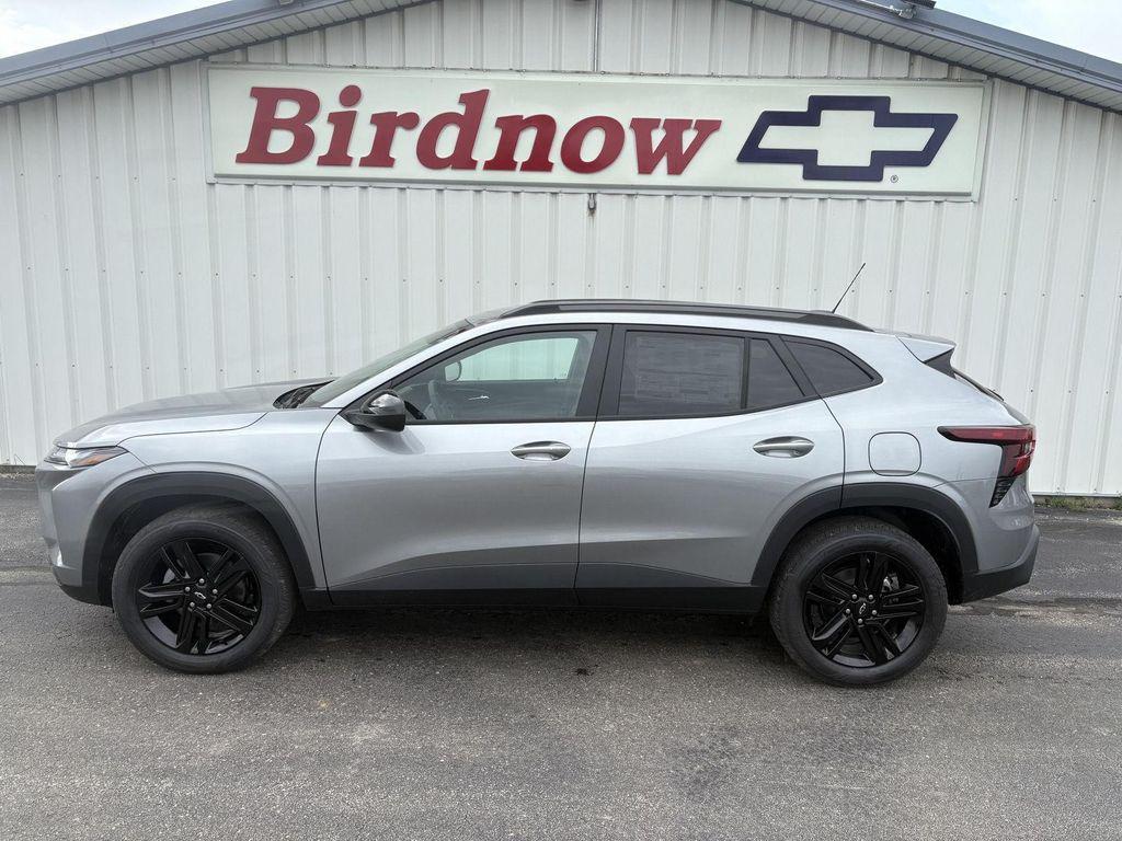 new 2025 Chevrolet Trax car, priced at $26,690