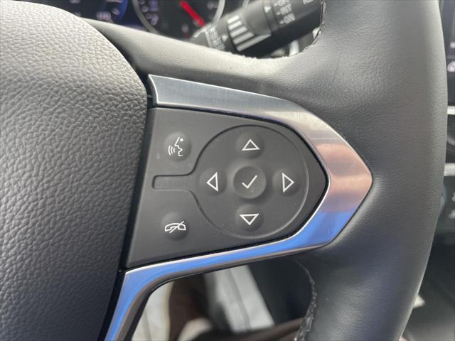 used 2023 Chevrolet Traverse car, priced at $39,850