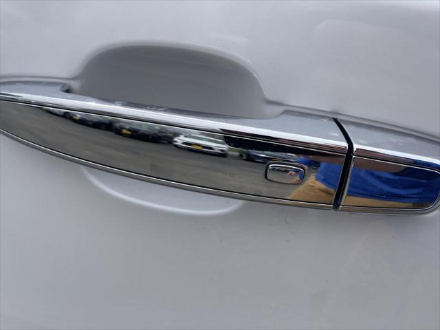 used 2023 Chevrolet Traverse car, priced at $39,850