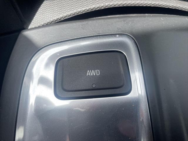 used 2019 Chevrolet Equinox car, priced at $13,999