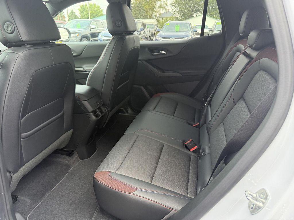 new 2026 Chevrolet Equinox car, priced at $39,340