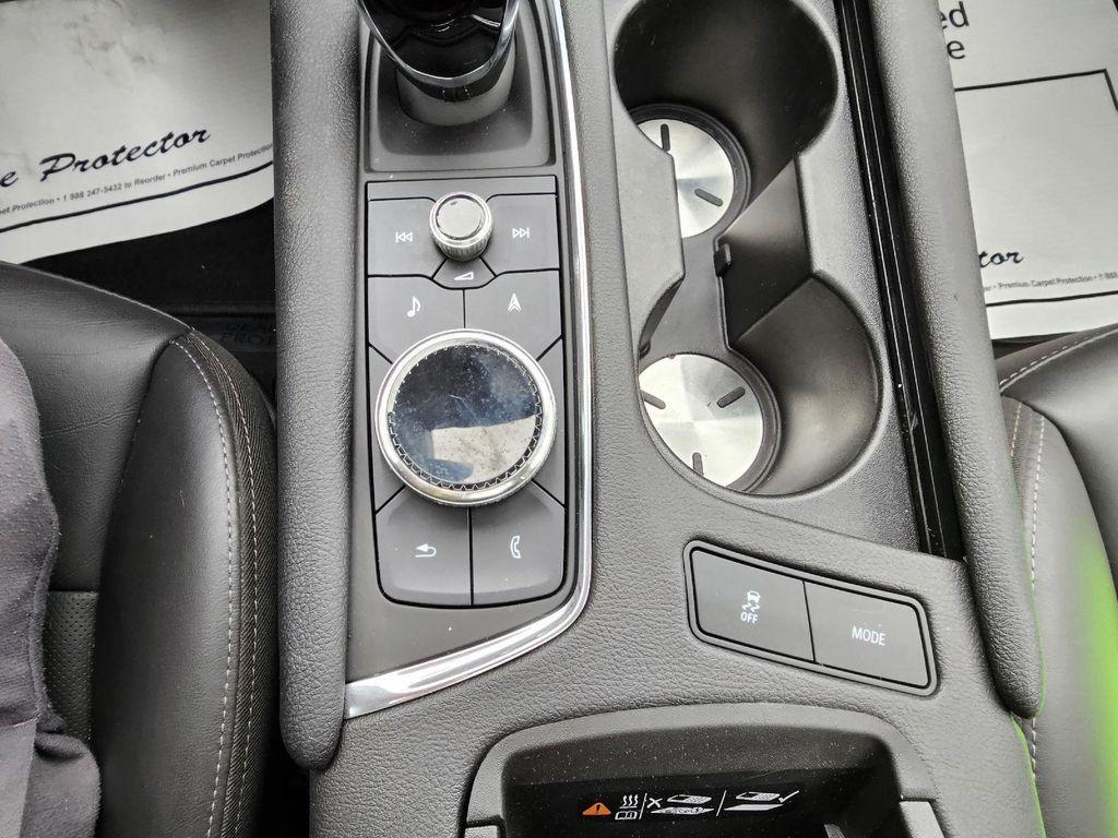 used 2021 Cadillac XT5 car, priced at $25,615