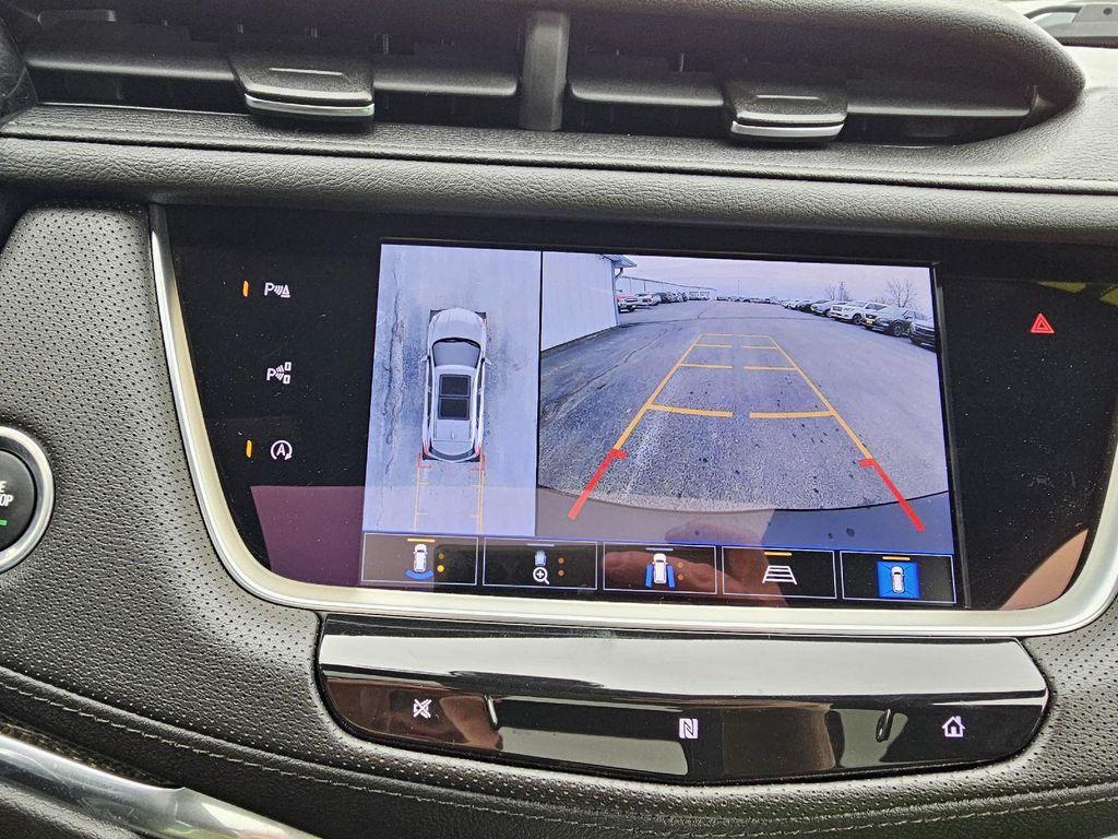 used 2021 Cadillac XT5 car, priced at $25,615