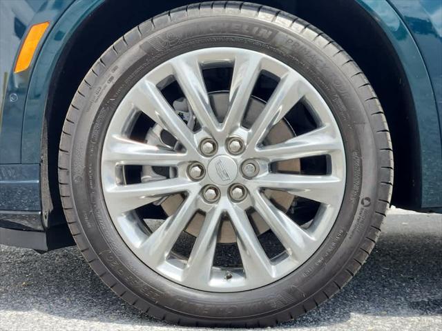used 2025 Cadillac XT6 car, priced at $60,220