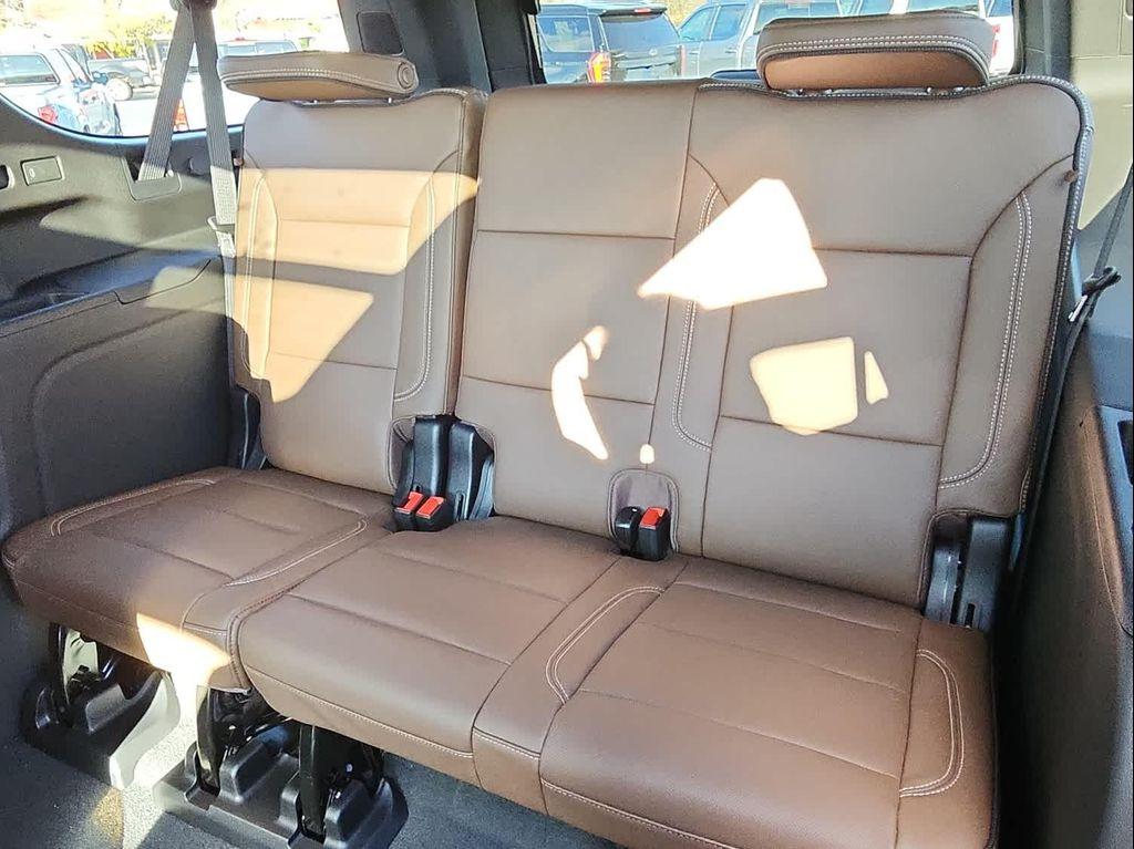 new 2026 Chevrolet Suburban car, priced at $89,080