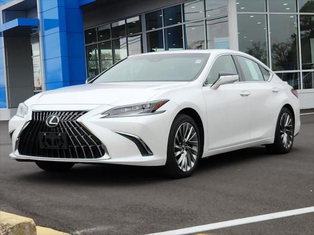 used 2022 Lexus ES 350 car, priced at $37,749