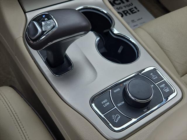 used 2015 Jeep Grand Cherokee car, priced at $13,832