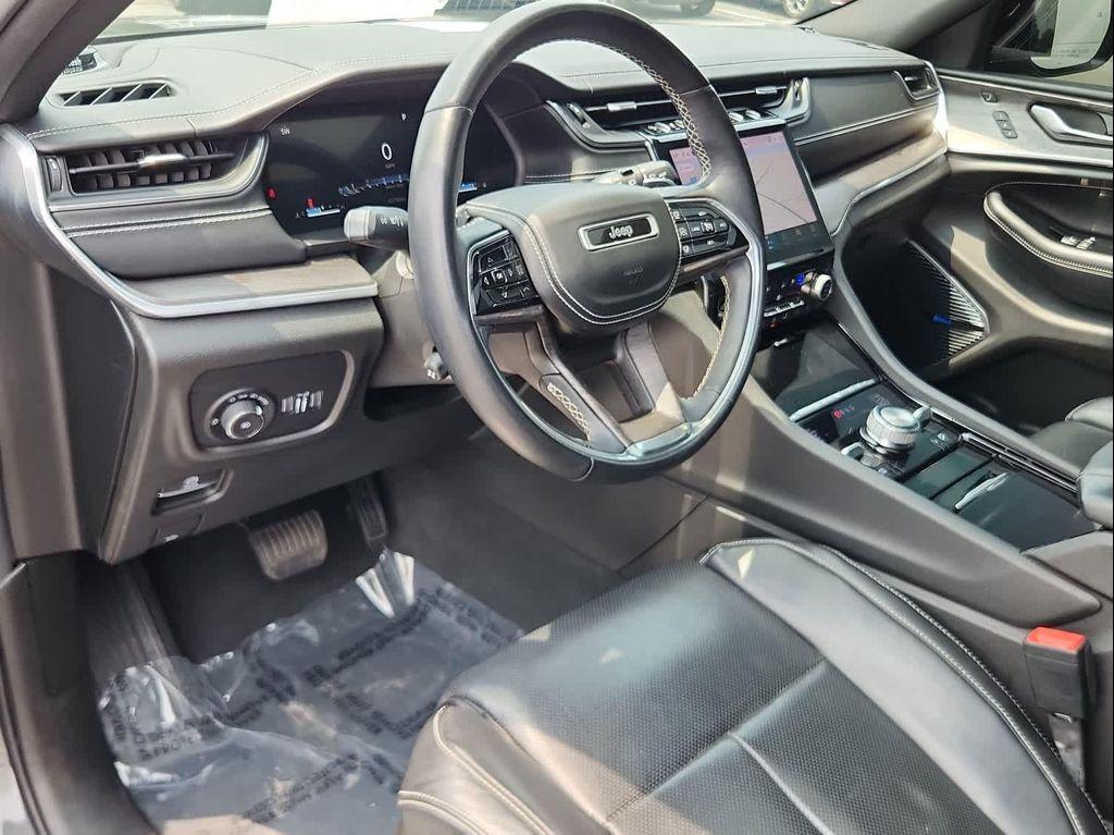 used 2022 Jeep Grand Cherokee car, priced at $29,994