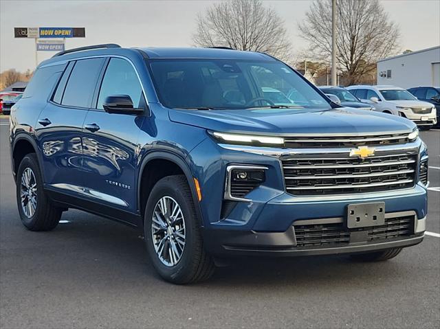 new 2024 Chevrolet Traverse car, priced at $41,395