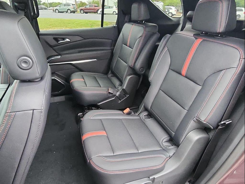 new 2026 Chevrolet Traverse car, priced at $56,968