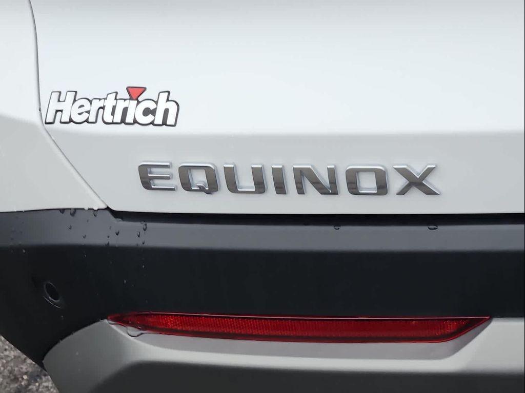 new 2026 Chevrolet Equinox car, priced at $31,585
