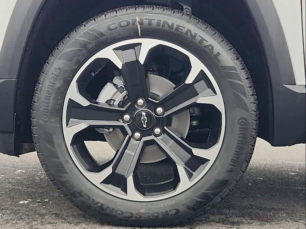 new 2026 Chevrolet Equinox car, priced at $31,585