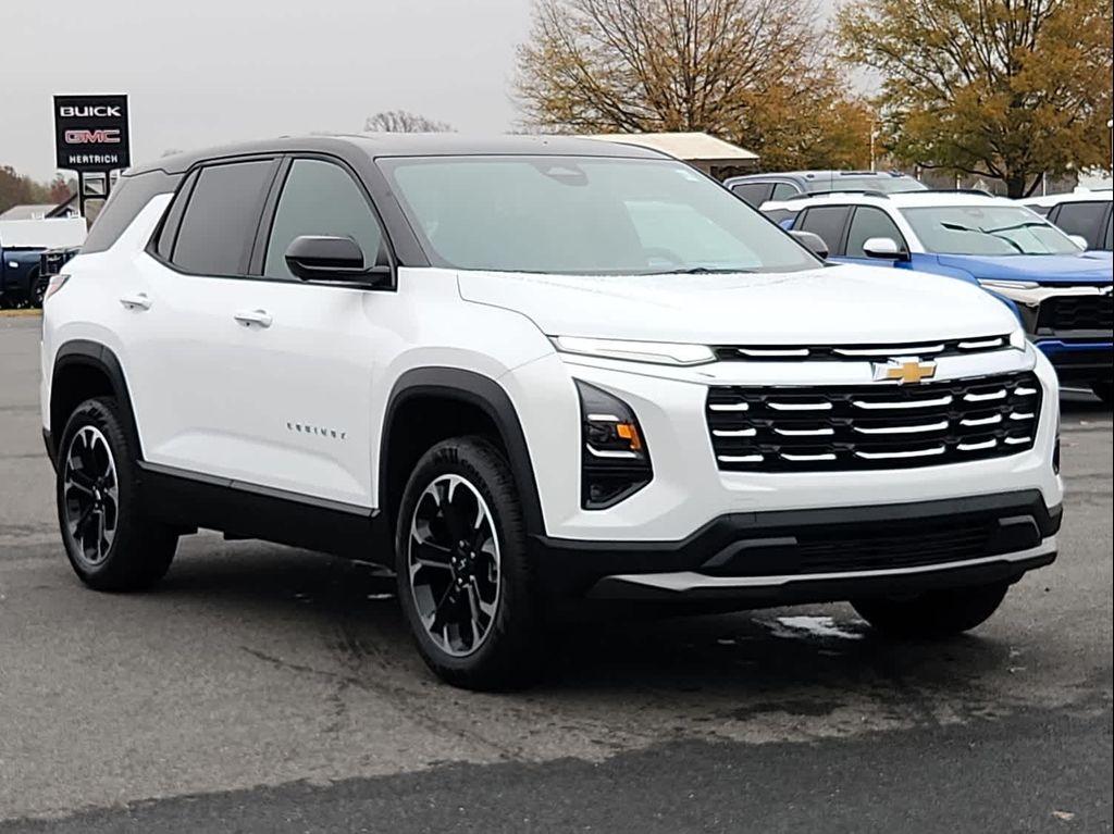 new 2026 Chevrolet Equinox car, priced at $31,585