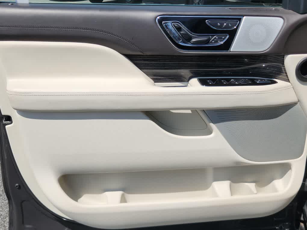 used 2022 Lincoln Navigator car, priced at $56,923