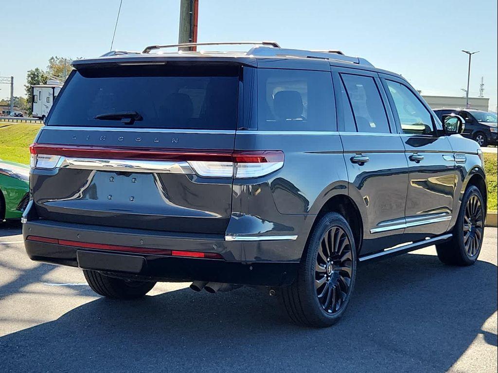 used 2022 Lincoln Navigator car, priced at $56,923