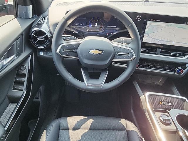 new 2026 Chevrolet Equinox car, priced at $32,056