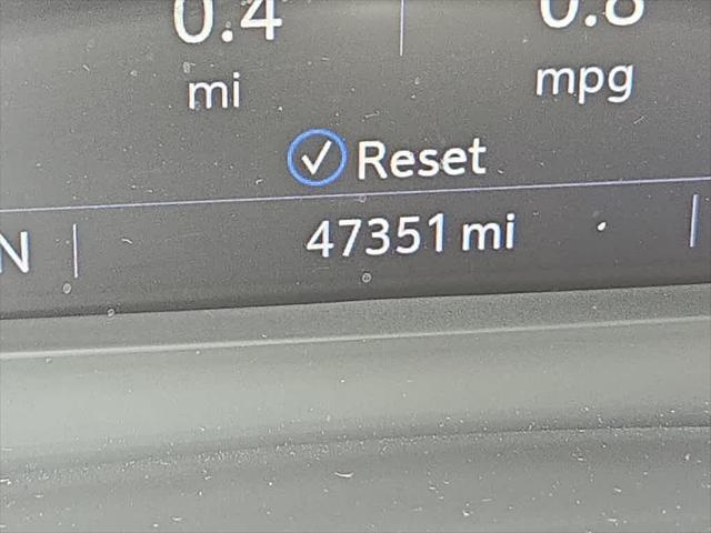 used 2021 Cadillac XT5 car, priced at $31,395