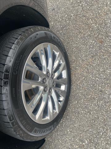 used 2023 Cadillac XT6 car, priced at $39,995