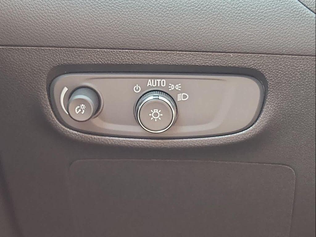 used 2025 Buick Encore GX car, priced at $24,250