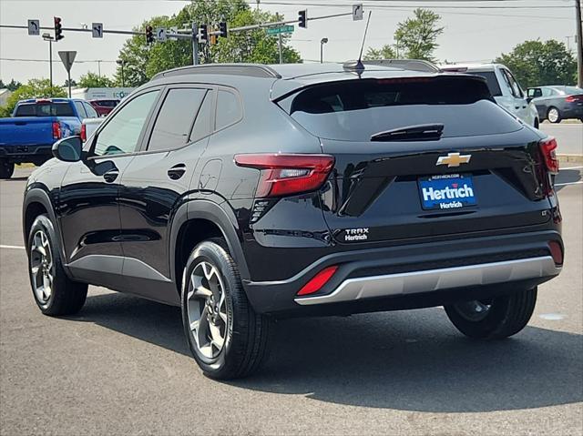 new 2025 Chevrolet Trax car, priced at $23,437