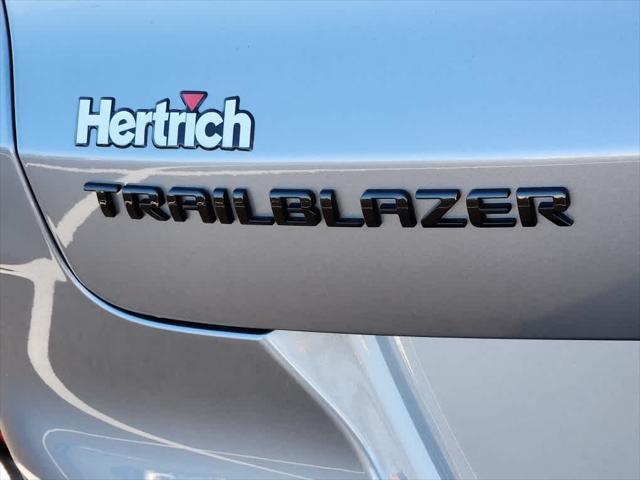 new 2025 Chevrolet TrailBlazer car, priced at $29,190