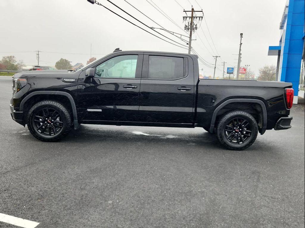 used 2023 GMC Sierra 1500 car, priced at $42,995