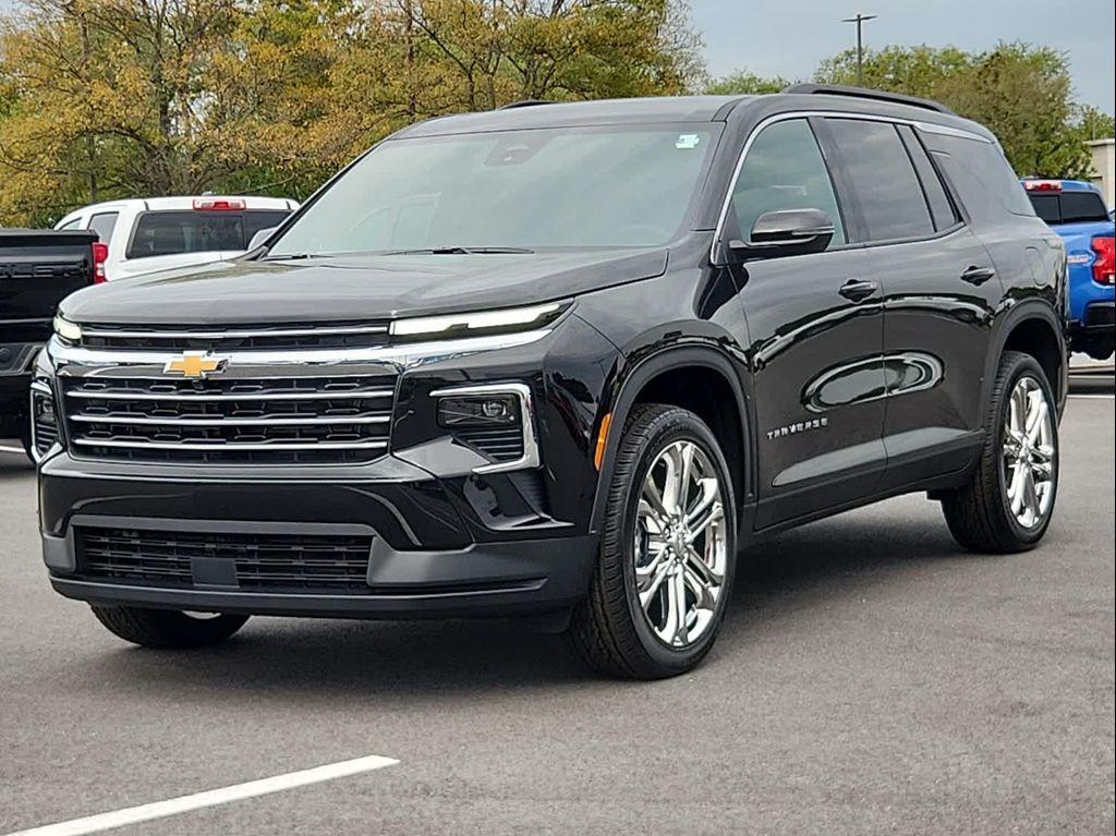 new 2026 Chevrolet Traverse car, priced at $44,346